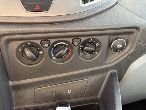 Used 2015 Ford Transit 250 148 High Roof Extended image 22