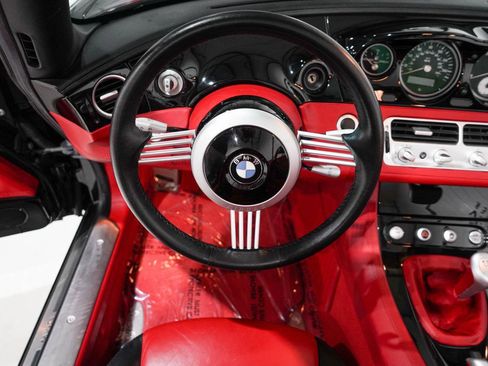 Used 2001 BMW Z8 image 11