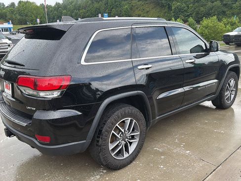 Used 2021 Jeep Grand Cherokee Limited w/ Premium Lighting Group AWD/4WD image 3