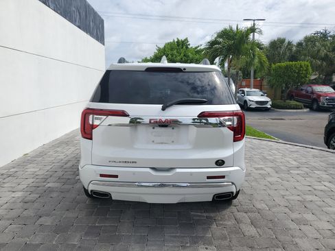 Used 2023 GMC Acadia Denali w/ Denali Ultimate Package FWD image 5