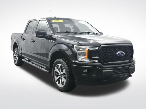 Used 2019 Ford F150 XL w/ Equipment Group 101A Mid image 3