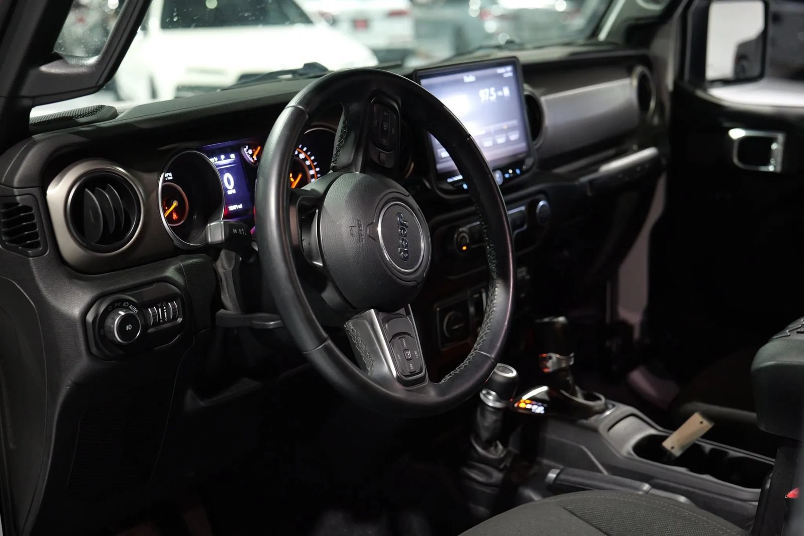 Used 2020 Jeep Wrangler Sport AWD/4WD image 13