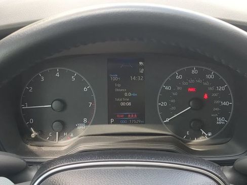 Used 2025 Toyota Corolla SE FWD image 30