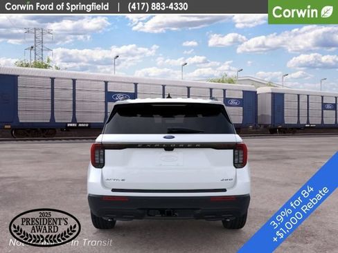 New 2026 Ford Explorer Active AWD/4WD image 7