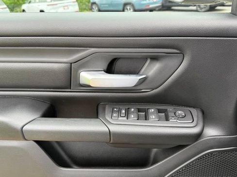 New 2026 RAM 1500 Express AWD/4WD image 15