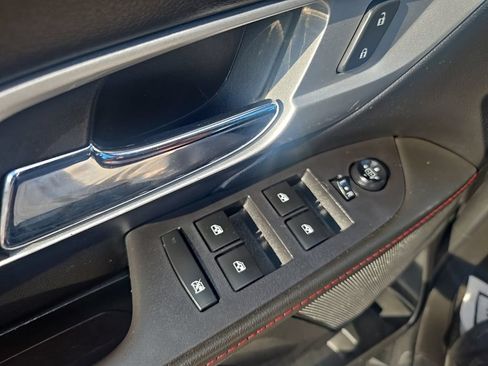 Used 2014 GMC Terrain SLE FWD image 9