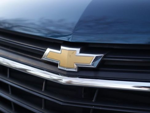 Used 2020 Chevrolet Equinox LT image 30