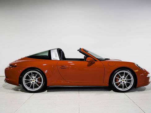 Used 2015 Porsche 911 Targa 4S AWD/4WD image 3