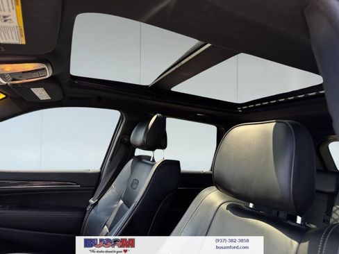 Used 2014 Jeep Grand Cherokee Overland w/ Advanced Technology Group AWD/4WD image 10