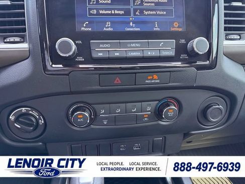 Used 2022 Nissan Frontier SV AWD/4WD image 26