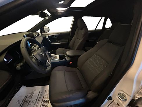 Certified 2024 Toyota RAV4 SE image 9