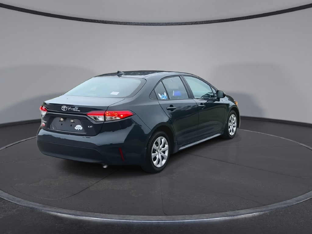 Used 2025 Toyota Corolla LE FWD image 8