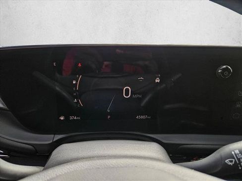 Used 2025 Buick Envista Sport Touring w/ Convenience I Package FWD image 10