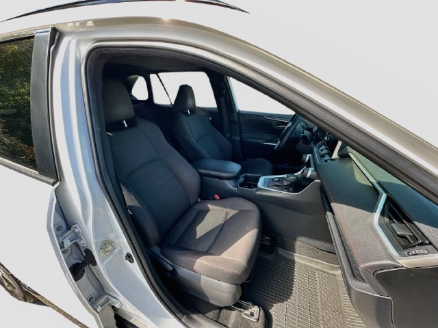 Used 2023 Toyota RAV4 SE w/ Weather & Moonroof Package AWD/4WD image 28