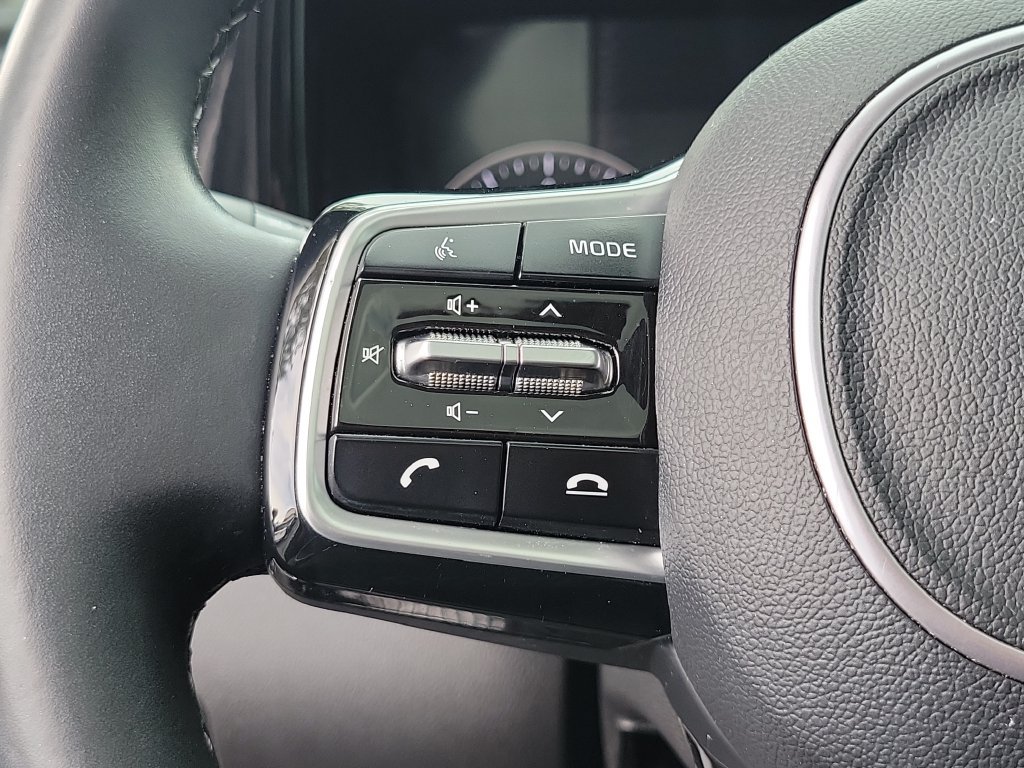 Used 2023 Kia Sorento S w/ Panoramic Sunroof Package FWD image 29