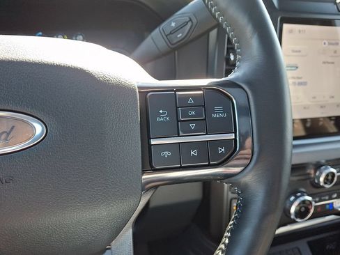 Used 2026 Ford F450 Platinum w/ FX4 Off-Road Package AWD/4WD image 22