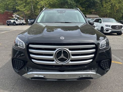 New 2026 Mercedes-Benz GLS 450 4MATIC image 2
