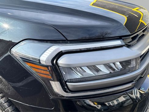 Used 2024 Ford Expedition Max XLT image 27