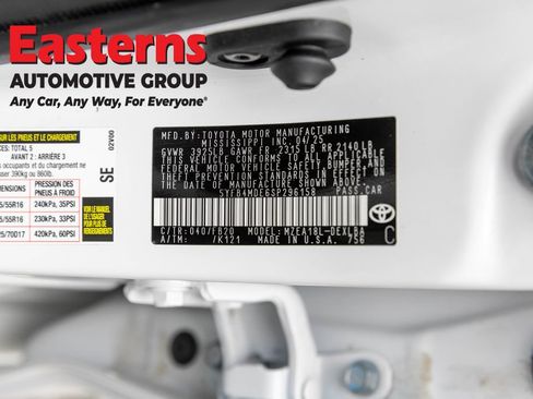 Used 2025 Toyota Corolla LE FWD image 33