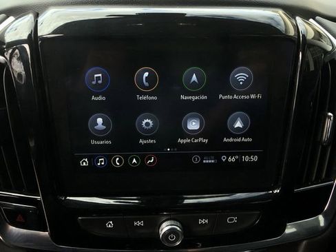 Used 2021 Chevrolet Traverse RS image 24