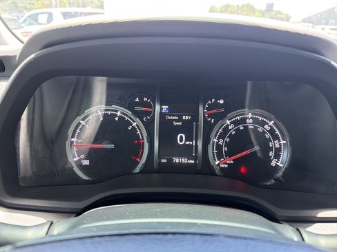 Used 2021 Toyota 4Runner TRD Off-Road Premium w/ Moonroof Package AWD/4WD image 30