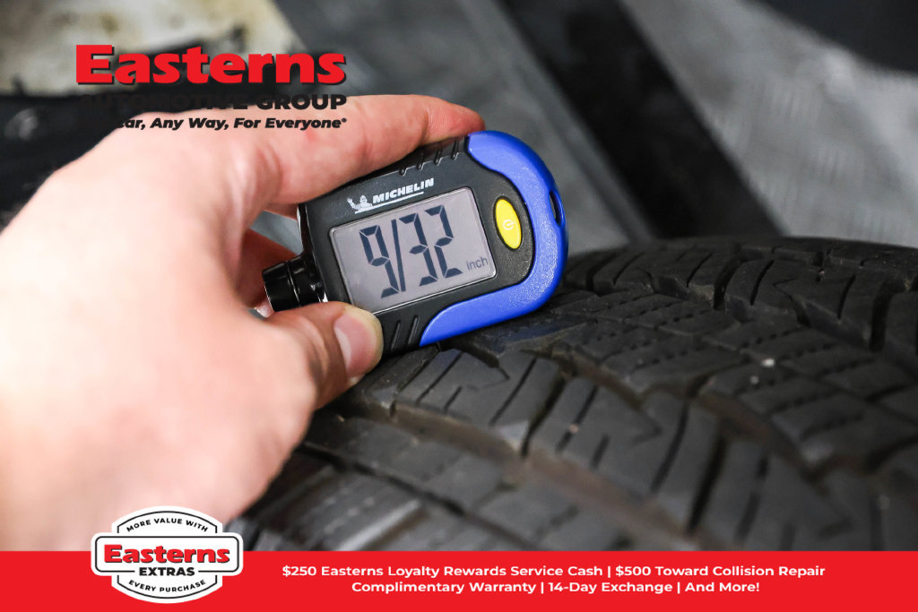 Used 2023 Chevrolet Silverado 1500 W/T RWD image 21