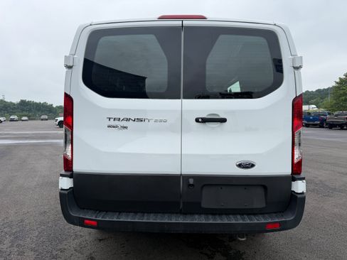 Used 2024 Ford Transit 250 Low Roof w/ Exterior Upgrade Package RWD image 7