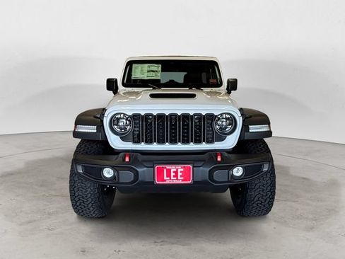 New 2026 Jeep Wrangler Unlimited Rubicon w/ Xtreme 35 Tire Package AWD/4WD image 9