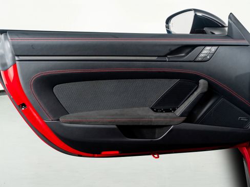 Used 2026 Porsche 911 Targa 4 GTS w/ Premium Package image 52