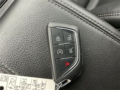 Certified 2024 Cadillac XT4 Premium Luxury image 27