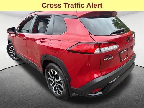 Used 2024 Toyota Corolla Cross AWD Hybrid w/ Moonroof Package image 10