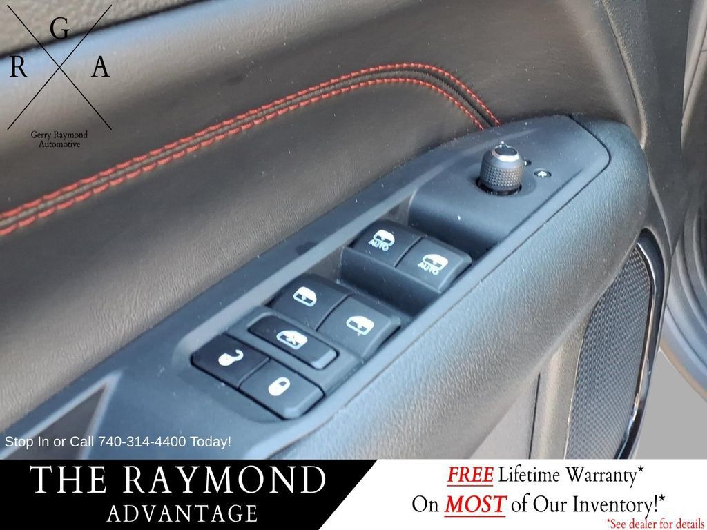 Used 2026 Jeep Compass Trailhawk AWD/4WD image 17