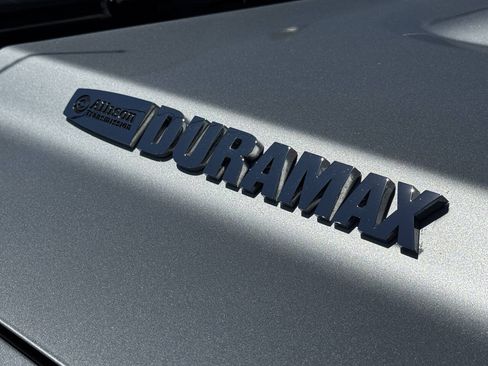Used 2017 GMC Sierra 3500 SLT w/ Duramax Plus Package AWD/4WD image 27