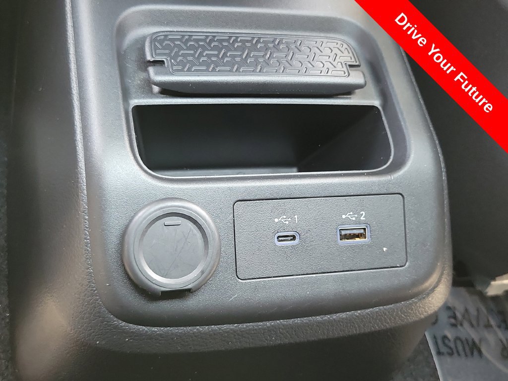 Used 2024 Nissan Ariya FWD image 14