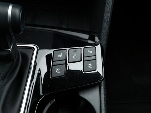 Used 2025 Kia Sportage SX FWD image 19