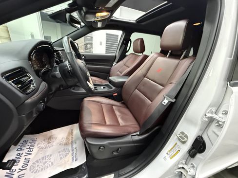 Used 2024 Dodge Durango R/T w/ Tow 'N Go Group AWD/4WD image 10