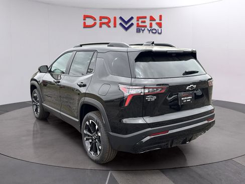 New 2026 Chevrolet Equinox RS w/ Convenience Package III FWD image 6