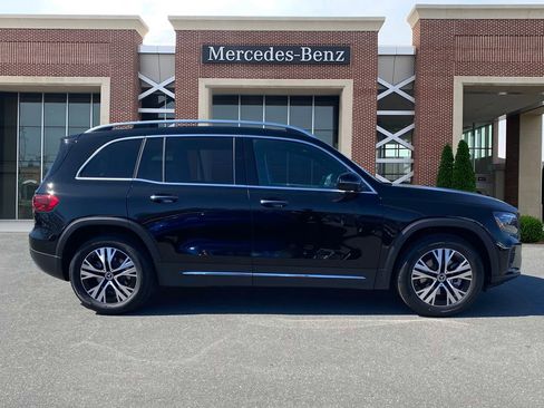 Certified 2025 Mercedes-Benz GLB 250 image 4