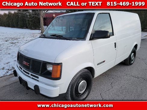 Used 1992 GMC Safari XT image 1