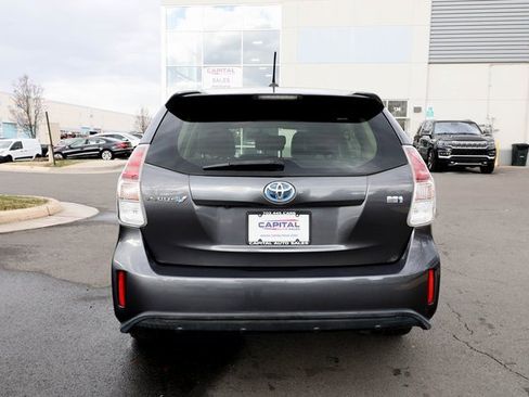 Used 2017 Toyota Prius V Four image 14