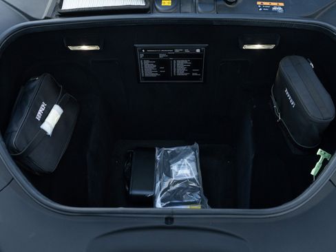 Used 2023 Ferrari F8 Tributo image 40