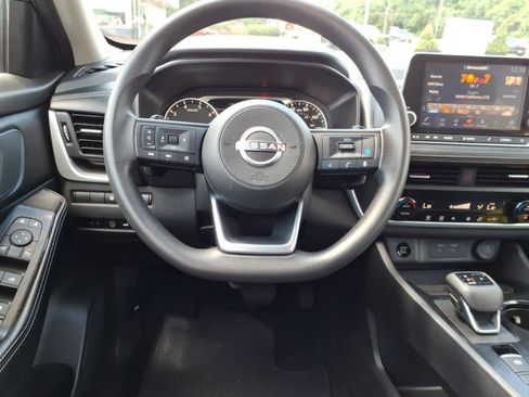Certified 2024 Nissan Rogue SV AWD/4WD image 14