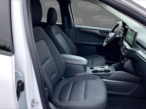 New 2026 Ford Escape Active w/ Tech Pack #1 AWD/4WD image 18