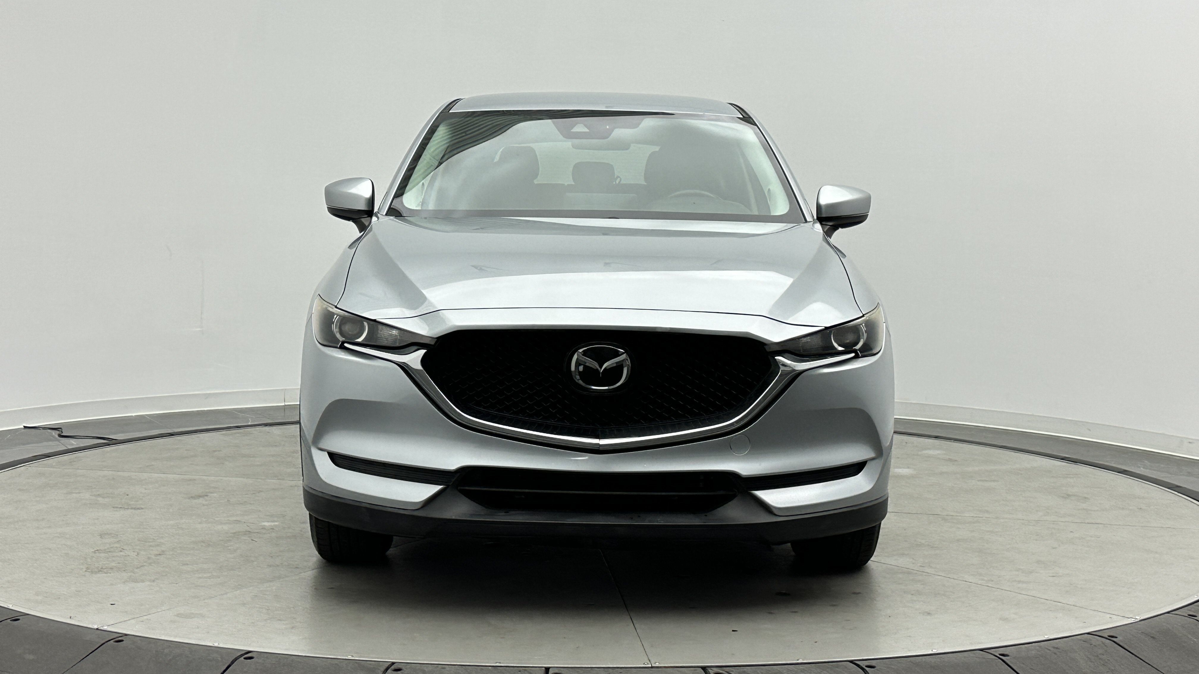 Used 2021 MAZDA CX-5 Touring FWD image 2