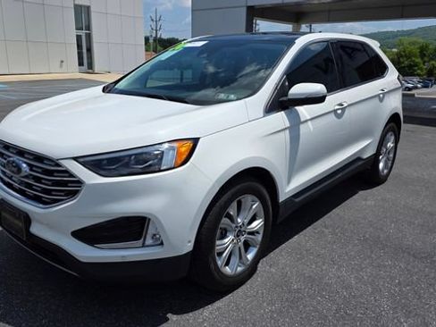 Certified 2020 Ford Edge Titanium w/ Equipment Group 301A AWD/4WD image 2