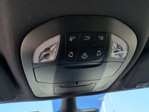 New 2026 Chrysler Pacifica Select w/ S Appearance Package image 21