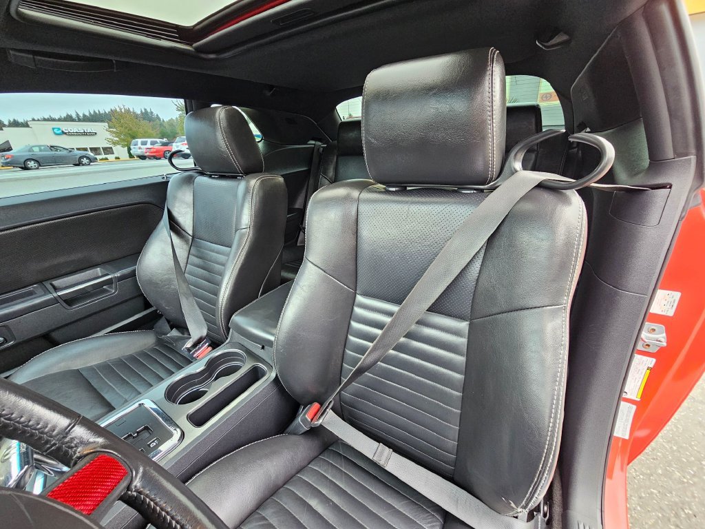Used 2010 Dodge Challenger R/T RWD image 22