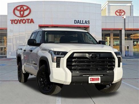 Used 2023 Toyota Tundra SR5 image 1