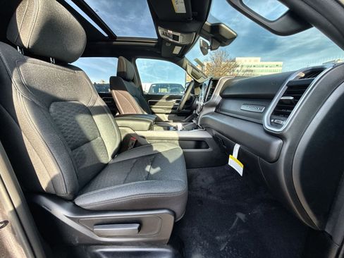 New 2026 RAM 1500 Big Horn AWD/4WD image 28