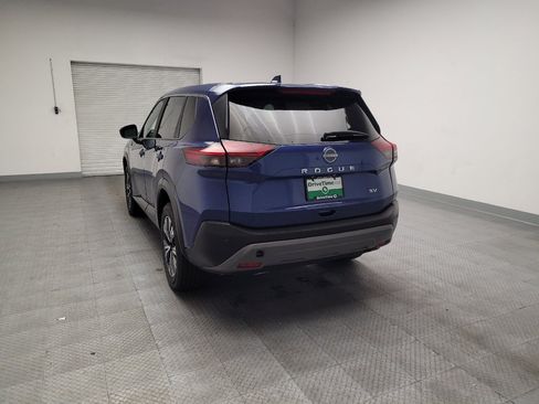 Used 2023 Nissan Rogue SV FWD image 6